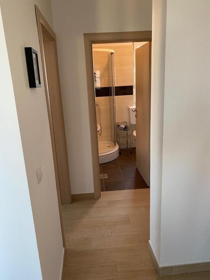 Apartman Erika Nin Eksteriør billede